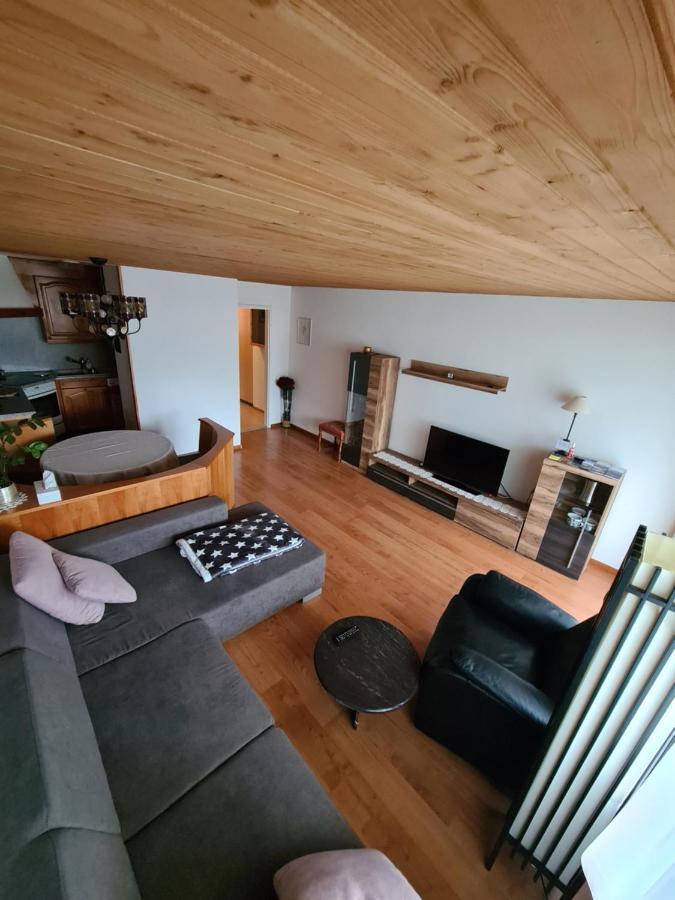 Holiday Home Matterhorn Viktoria Zermatt Bagian luar foto